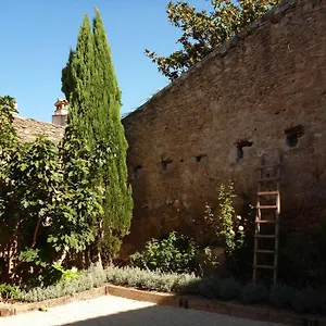 https://hotel-de-la-vallee-de-larc.fr-provencehotel.com