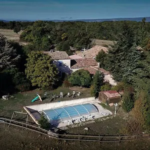 https://le-petit-labouret.fr-provencehotel.com